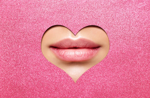 Melbourne's services for cosmetic lip tattooing